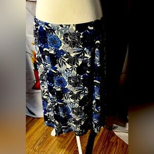 Nine and co. Skirt